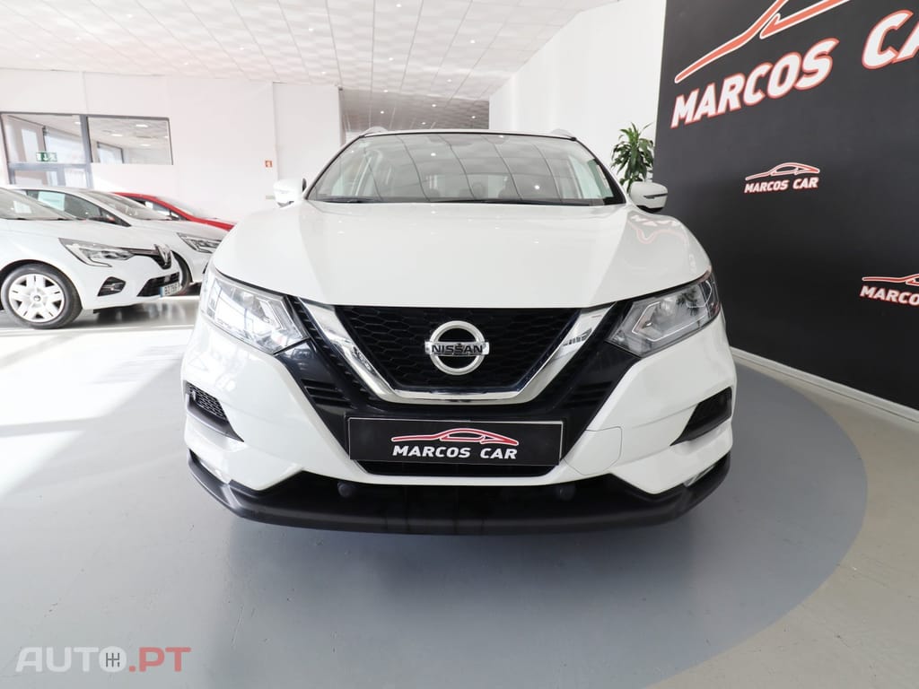 Nissan Qashqai 1.5 dCi N-Connecta J18