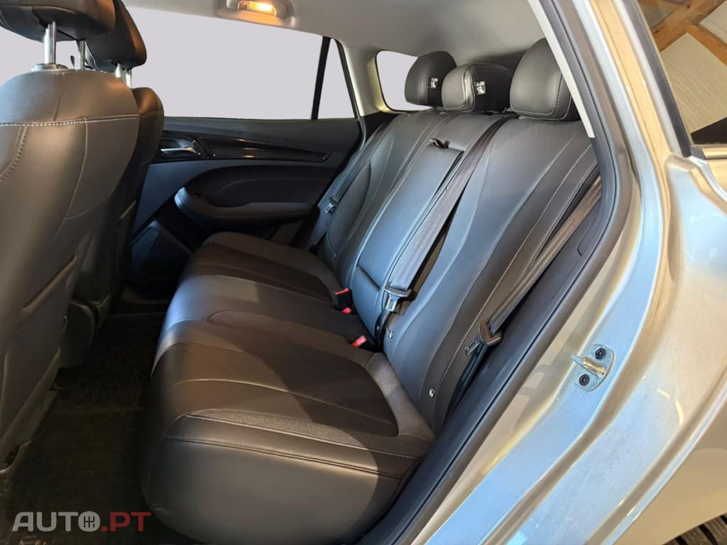 MG MG5 LUXURY I.V.A DEDUTIVEL