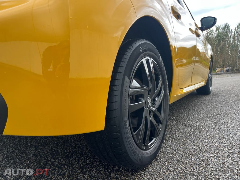 Peugeot 208 BlueHDi Style