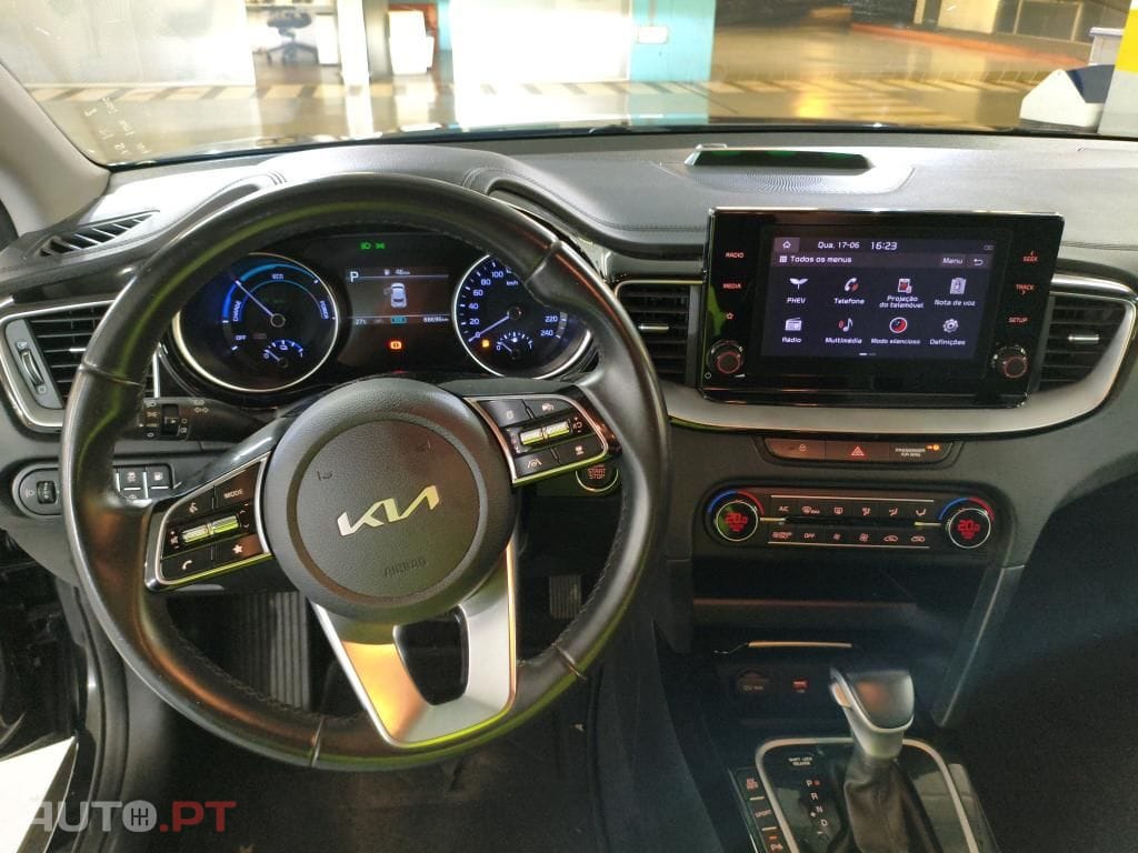 Kia Xceed 1.6 GDi PHEV Drive