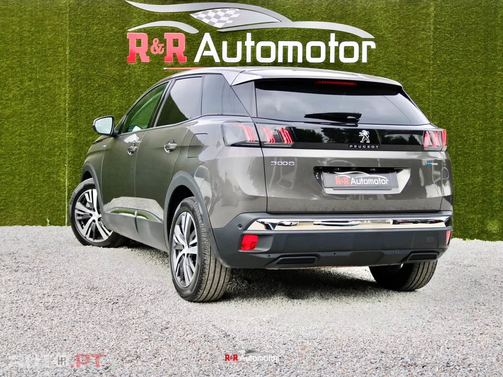 Peugeot 3008 1.6 Hybrid Allure e-EAT8