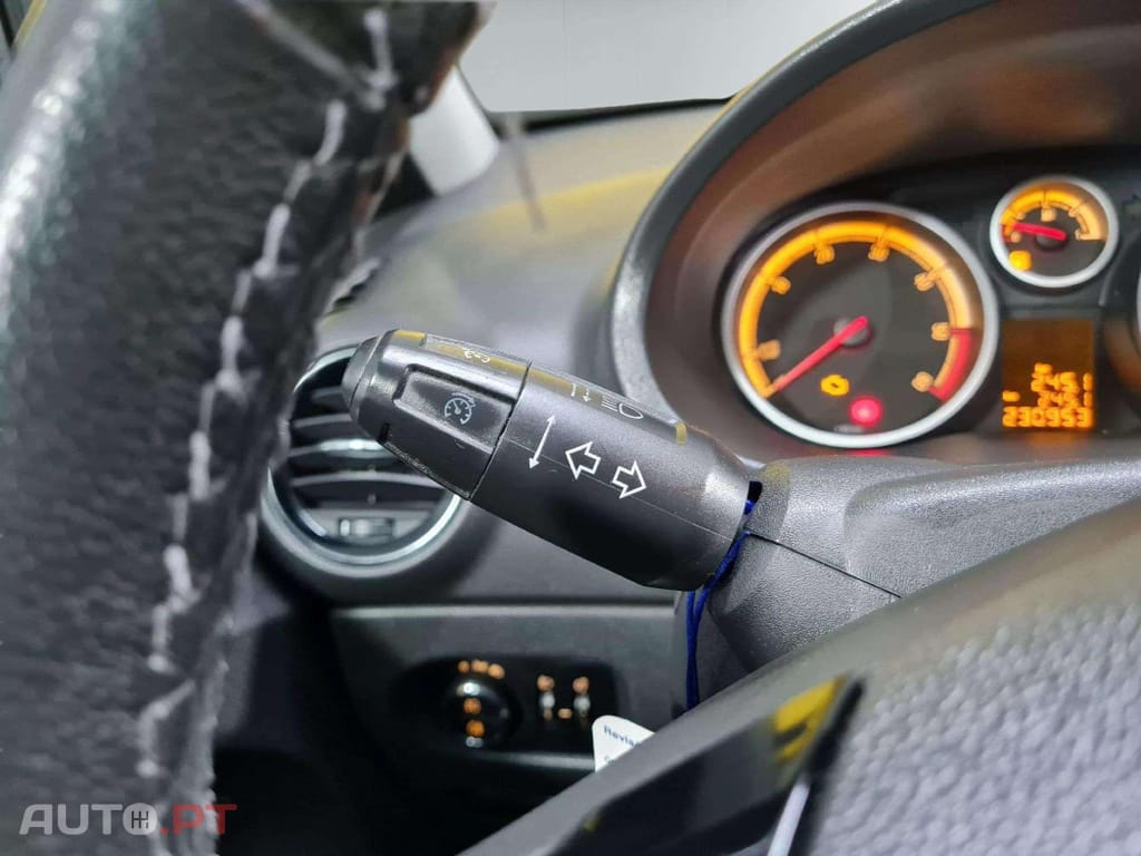 Opel Corsa  1.3 CDTI Edition Série  111 Anos