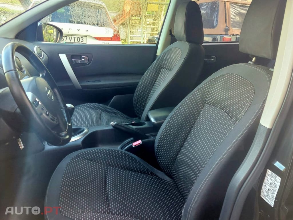 Nissan Qashqai 1.5 dCi Tekna Sport 18