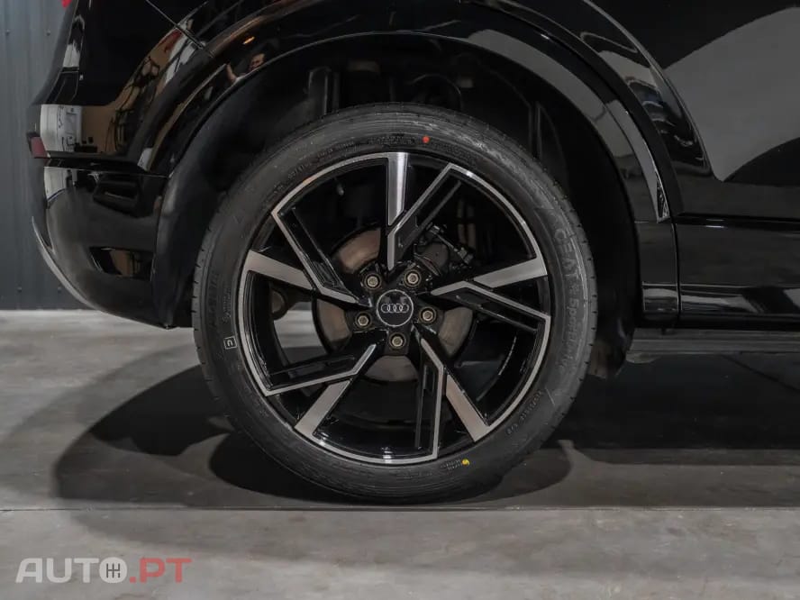 Audi Q2 30 TFSI S line