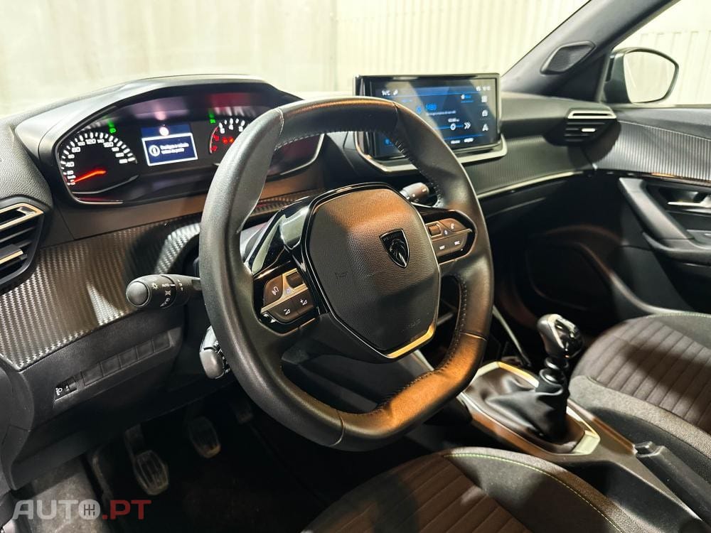 Peugeot 2008 1.2 PureTech Allure Pack