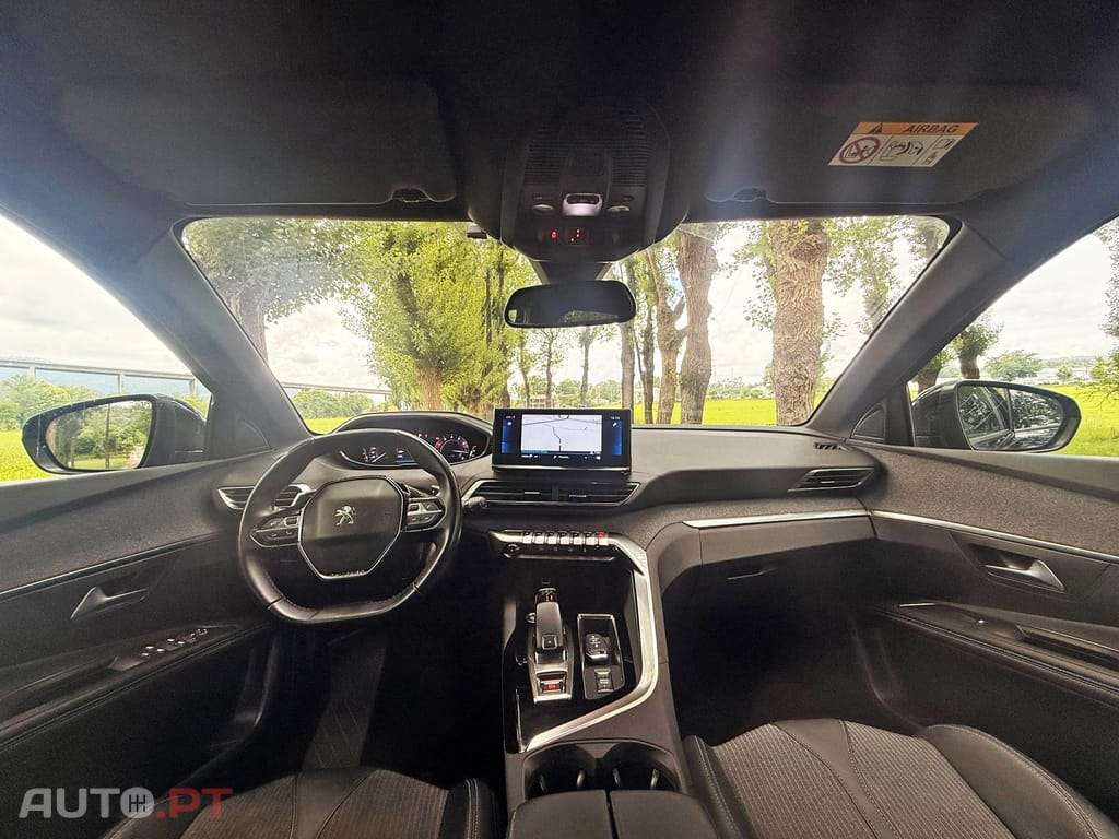 Peugeot 3008 1.2 PureTech Allure Pack EAT8