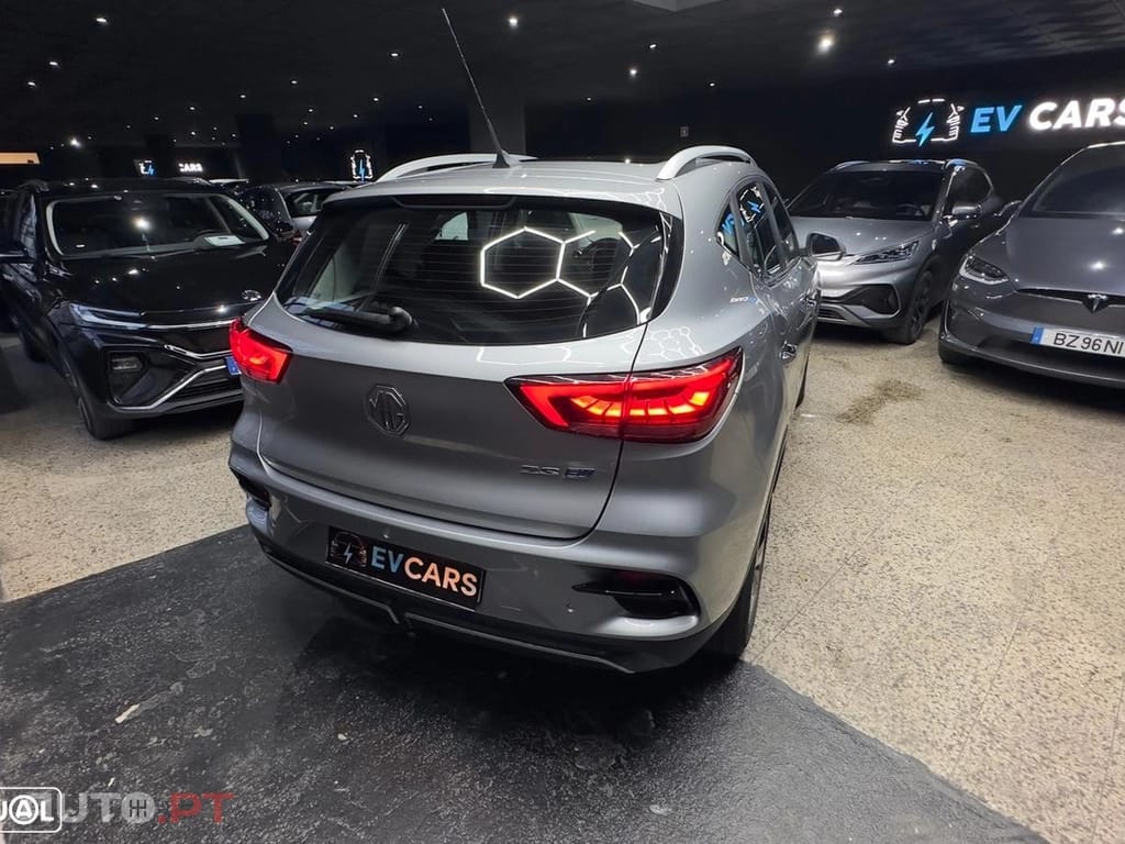 MG ZS EV 72.6 kWh Luxury