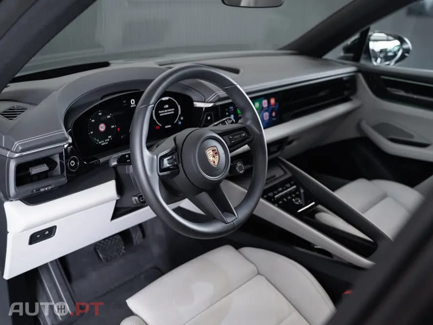 Porsche Macan Electric