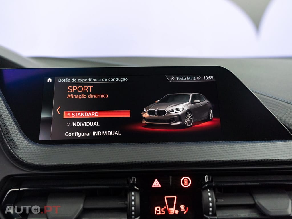 BMW 116 d Pack Desportivo M