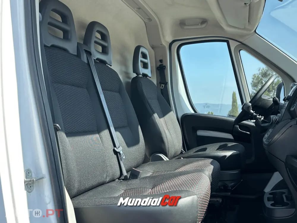 Peugeot Boxer 2.2 BlueHDi 330 L1H1 Pro