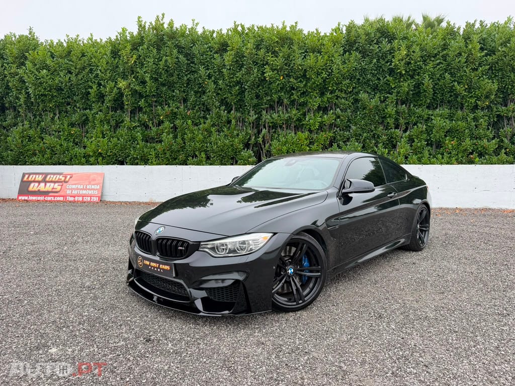 BMW M4 Auto
