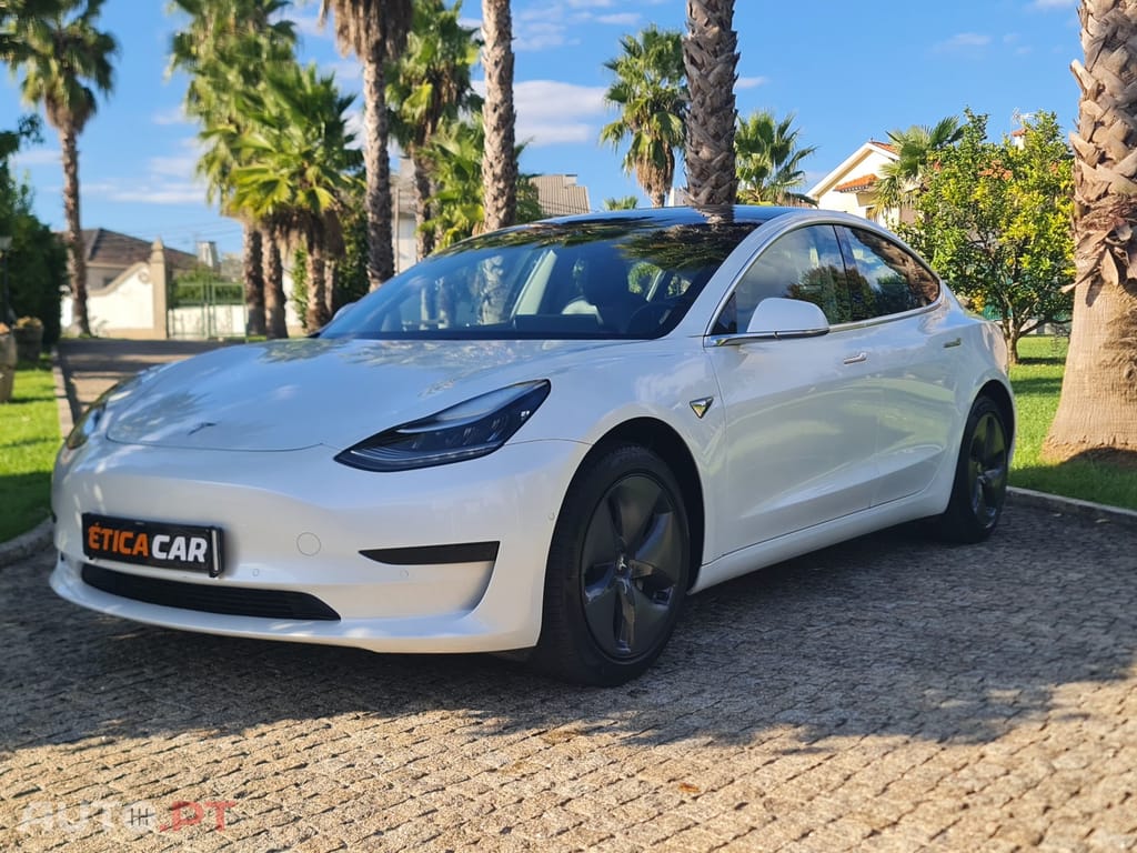 Tesla Model 3 Tração Traseira Premium