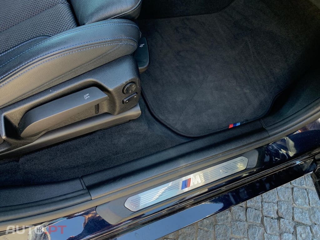 BMW X3 30 e xDrive Pack Desportivo M