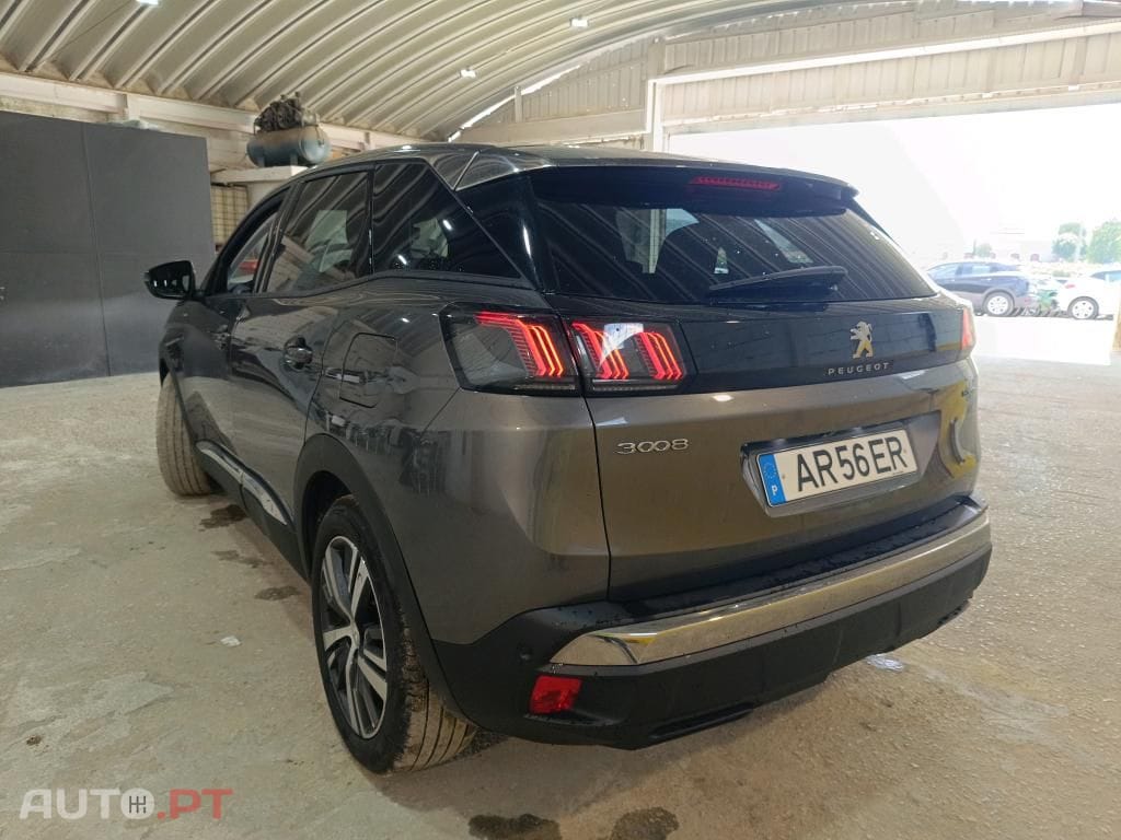 Peugeot 3008 1.6 Hybrid Allure Pack e-EAT8