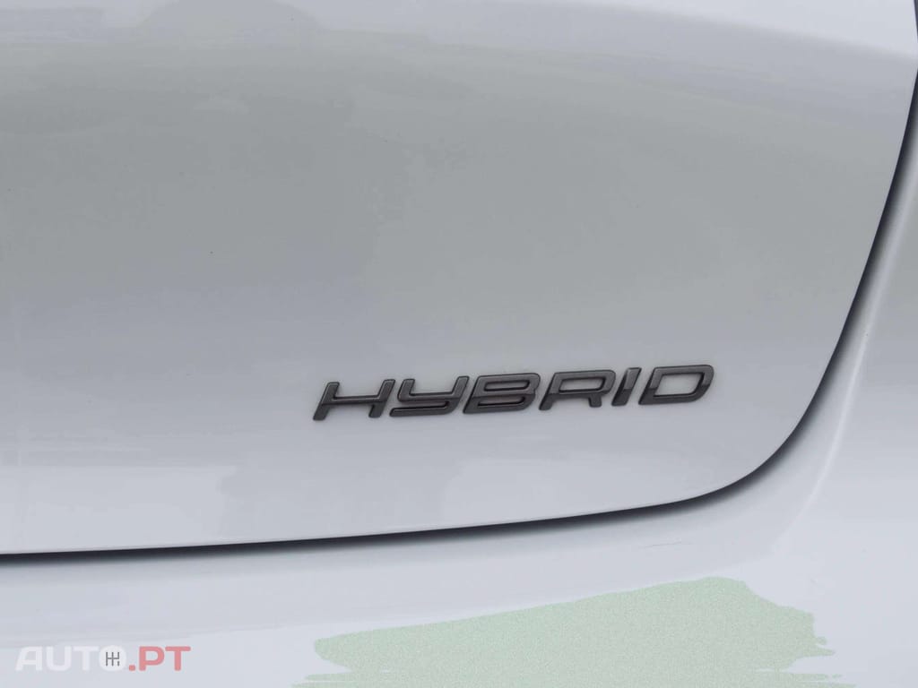 Peugeot 208 1.2 Hybrid Allure e-DCS6