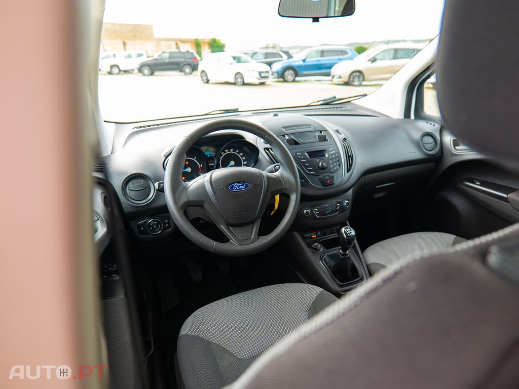 Ford Tourneo 1.5 TDCi Ambiente