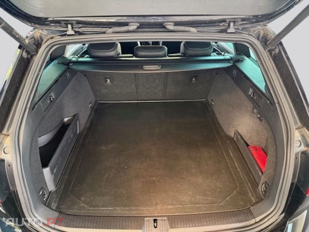 Volkswagen Passat Variant GTE DSG R-Line Sport I.V.A DEDUTIVEL 