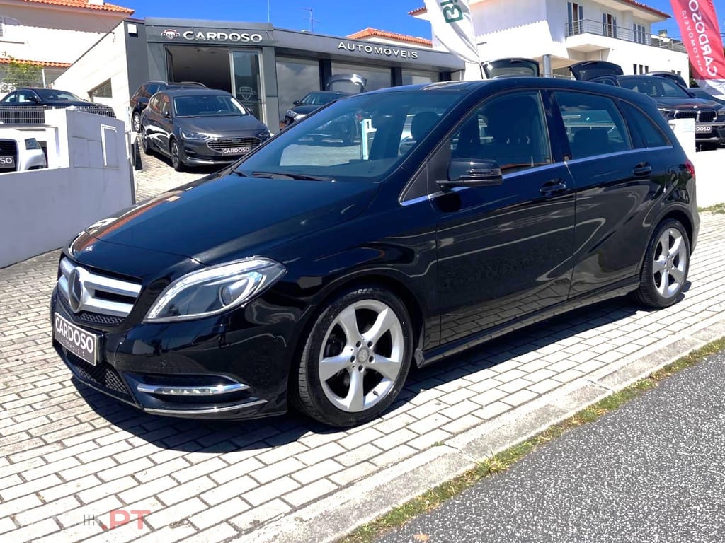 Mercedes-Benz B 180 7G-DCT Edition
