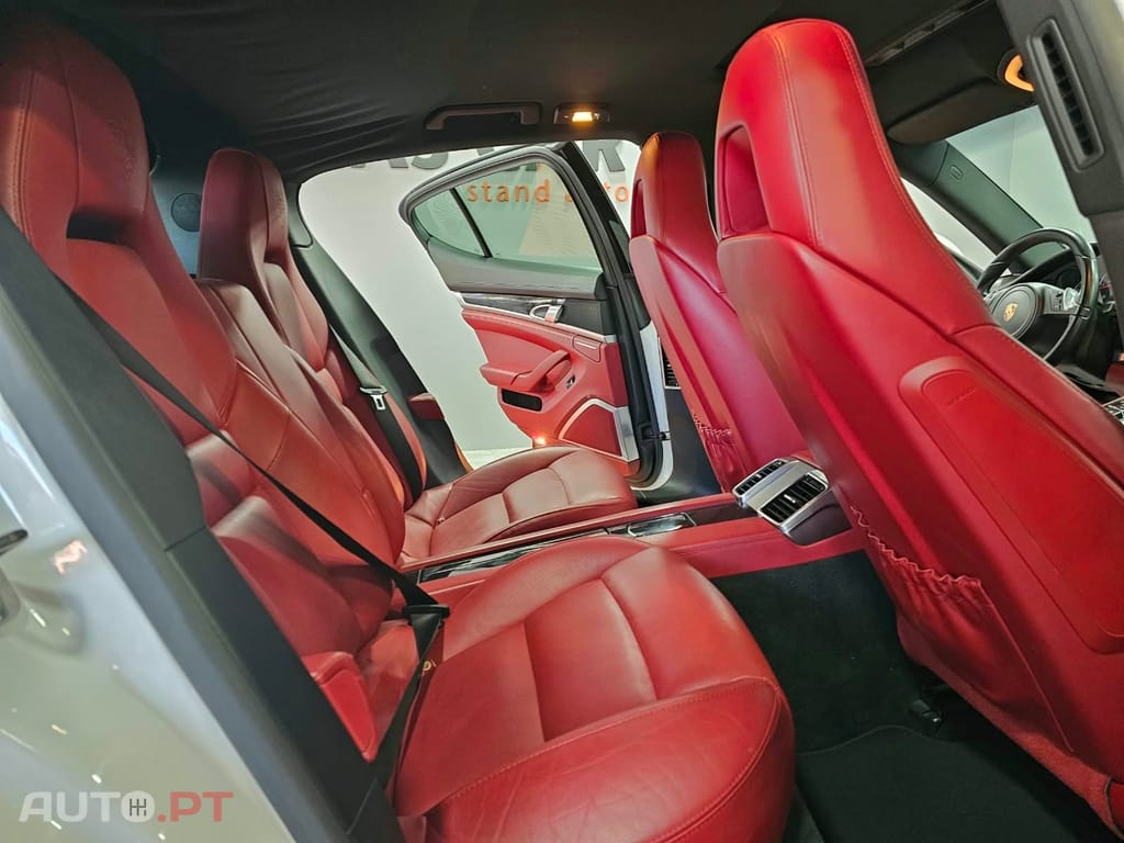 Porsche Panamera Platinium Edition