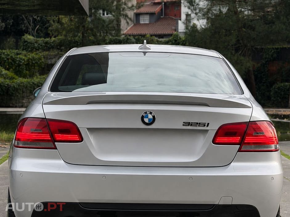BMW 325 i