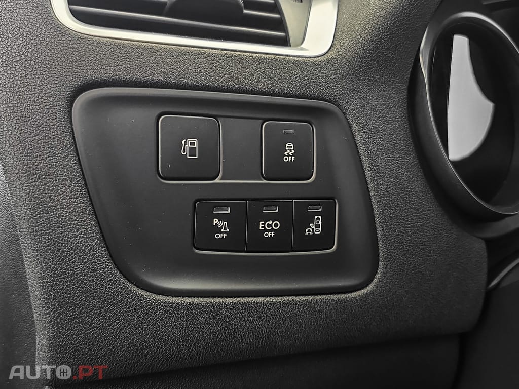 Citroen C4 1.2 PureTech Shine EAT6