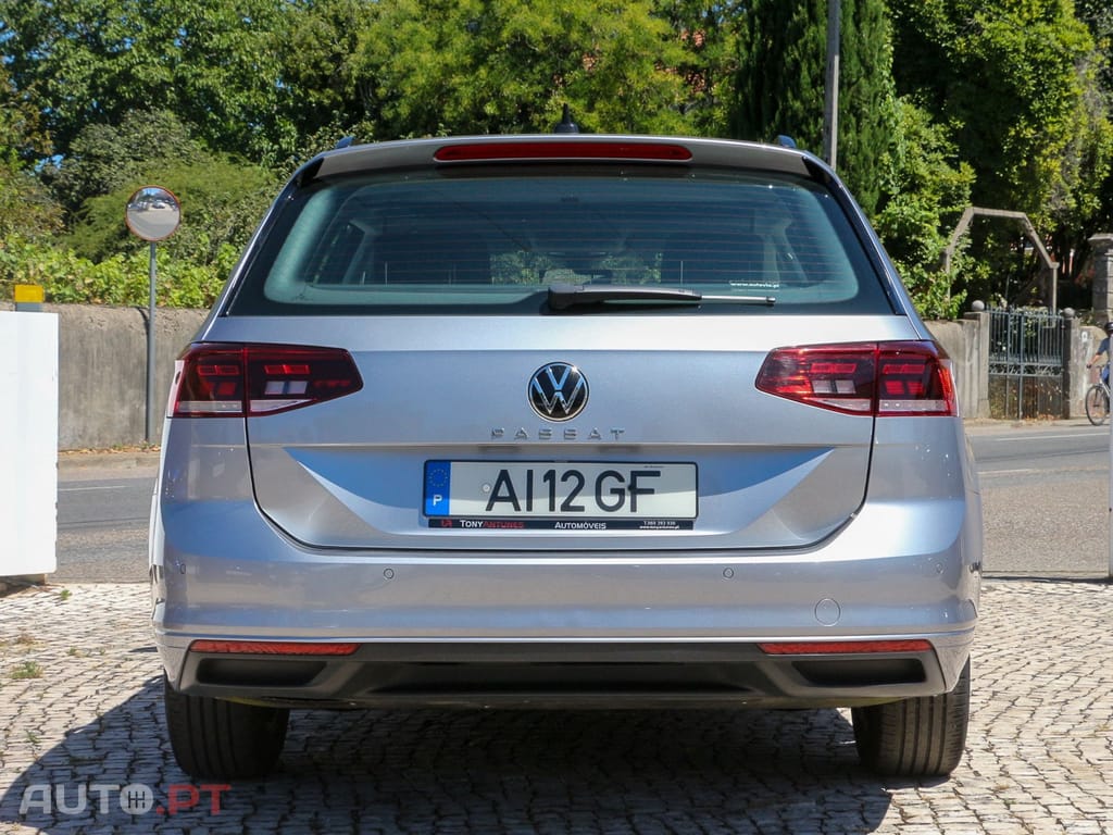 Volkswagen Passat Variant 2.0 TDi Elegance DSG