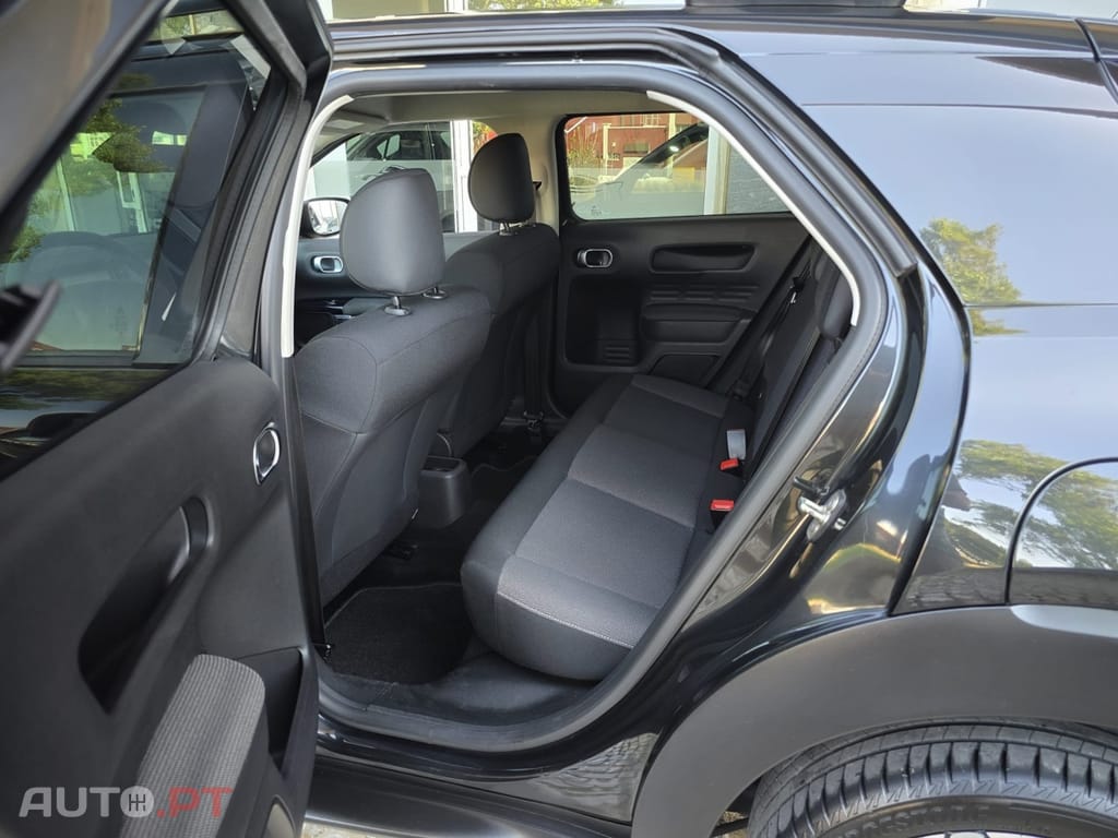 Citroen C4 Cactus 1.6 BlueHDi Feel J17