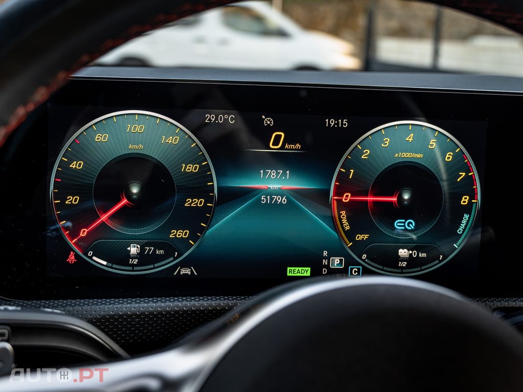 Mercedes-Benz CLA 250 e AMG Line