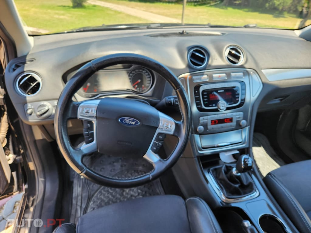 Ford Mondeo SW Titanium