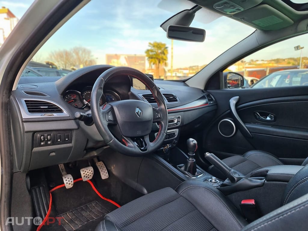 Renault Mégane Coupe 1.5 DCI GTLine