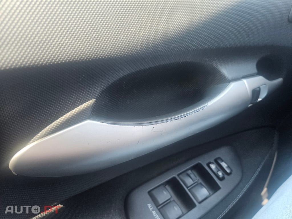 Toyota Auris 1.4 action