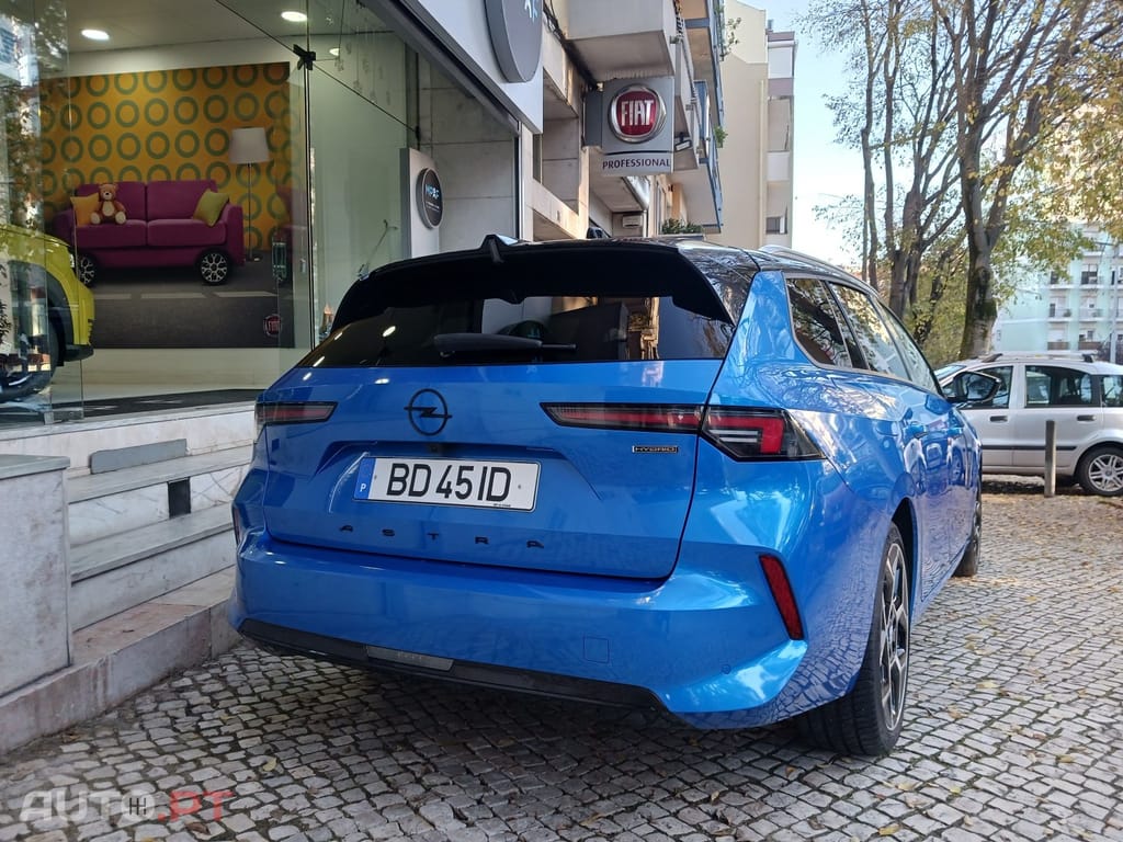 Opel Astra Sports Tourer 1.6 T PHEV Edition