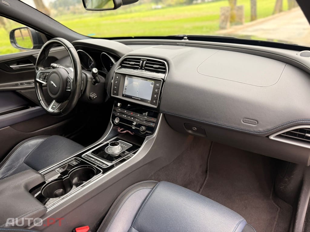 Jaguar XE 2.0 D R-Sport Aut.