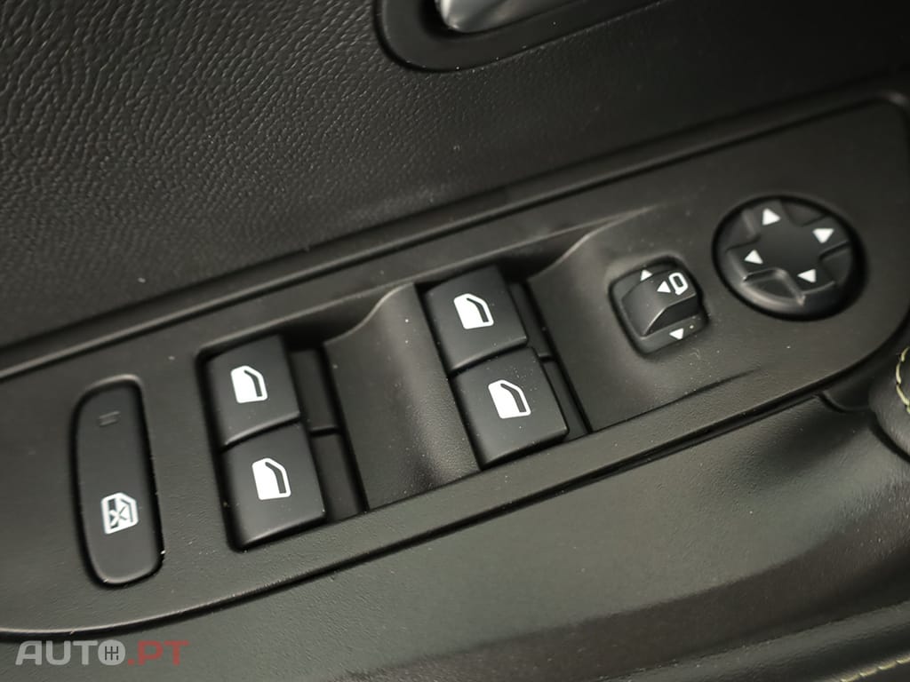 Peugeot 2008 2008 1.2 PureTech GT EAT8