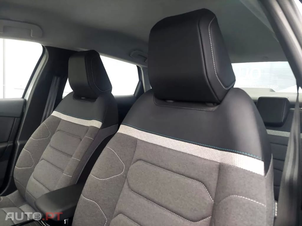 Citroen C4 X 1.2 PureTech Plus EAT8