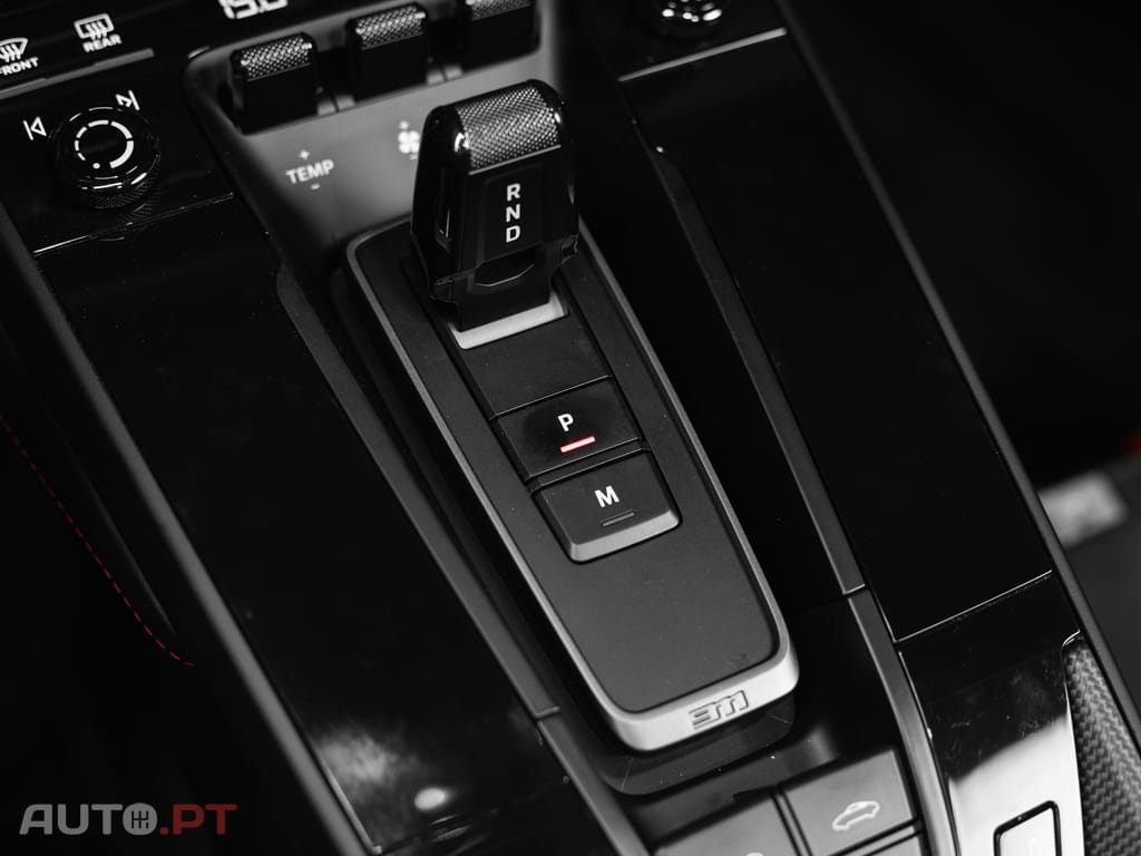 Porsche 992 Carrera 4 GTS PDK