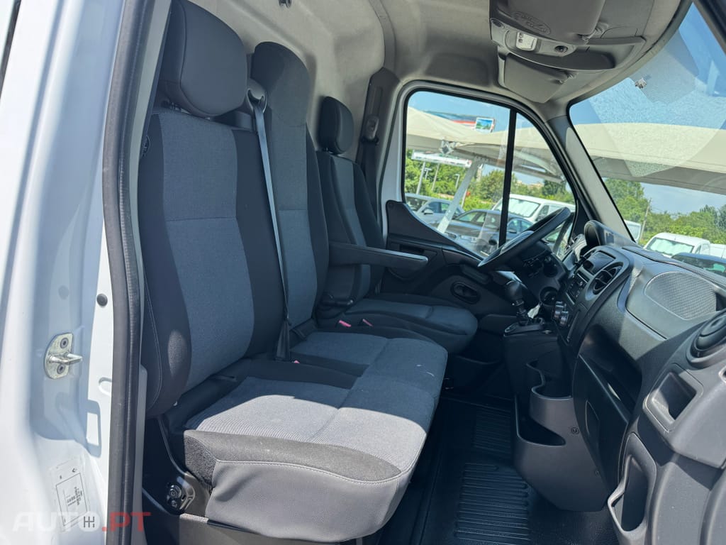 Renault Master 2.3 dCi L2H2 3.5T