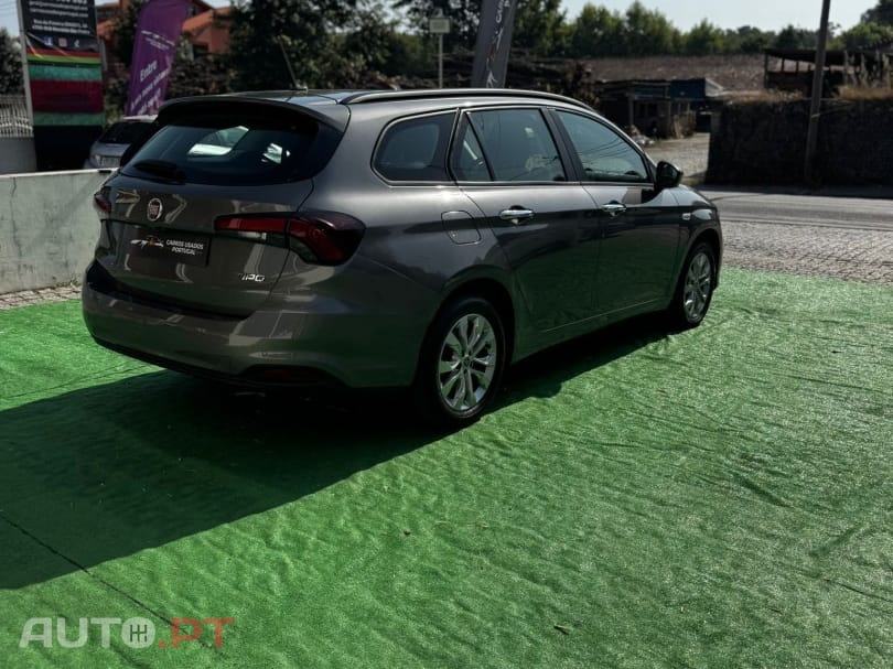 Fiat Tipo 1.3 M-Jet Lounge