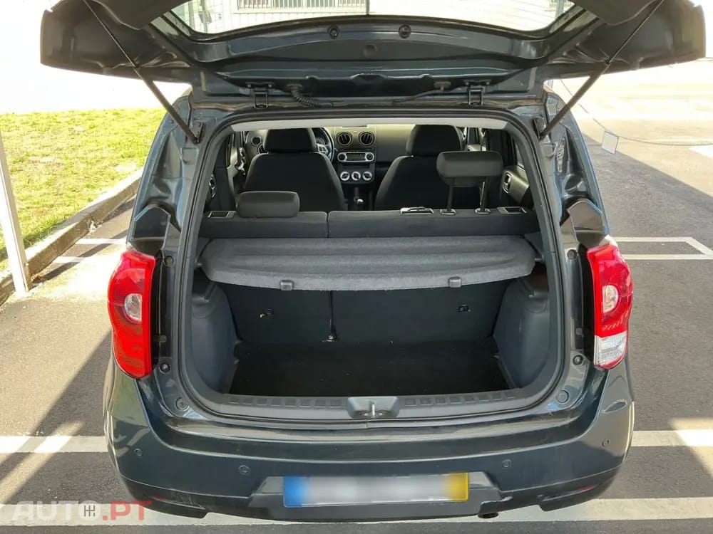 Mitsubishi Colt 1.3 Invite CA