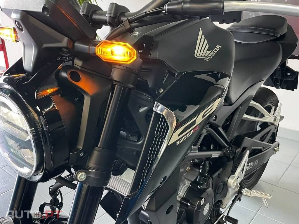 Honda CB 125 R