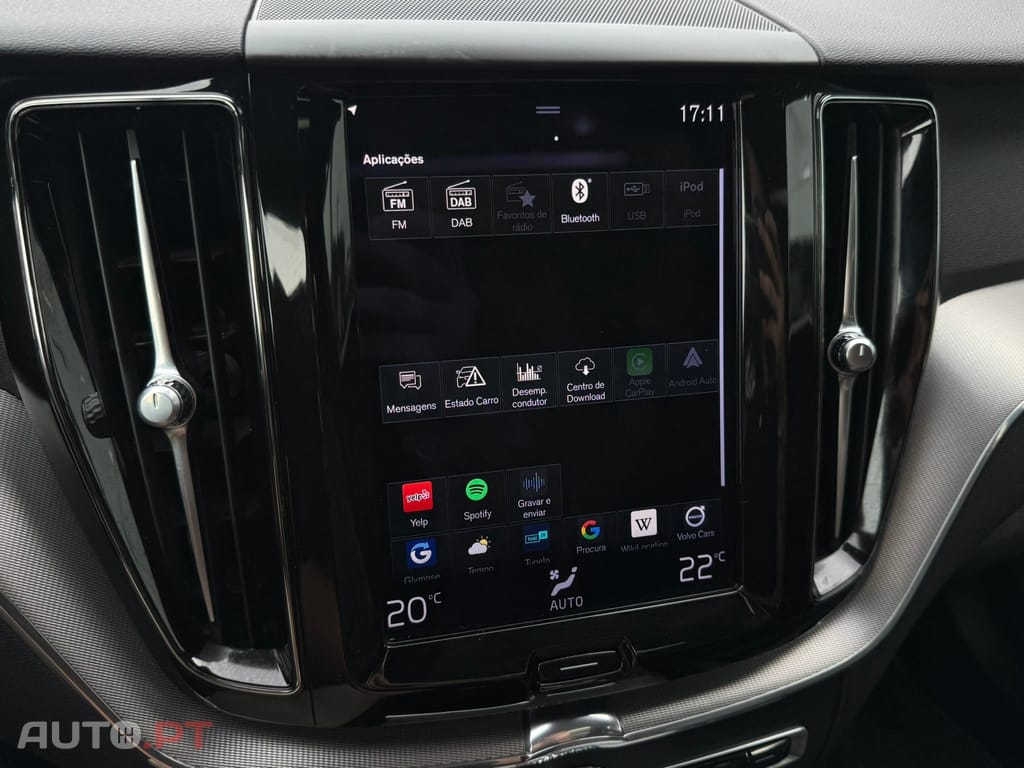 Volvo XC60 2.0 T6 PHEV R-Design AWD
