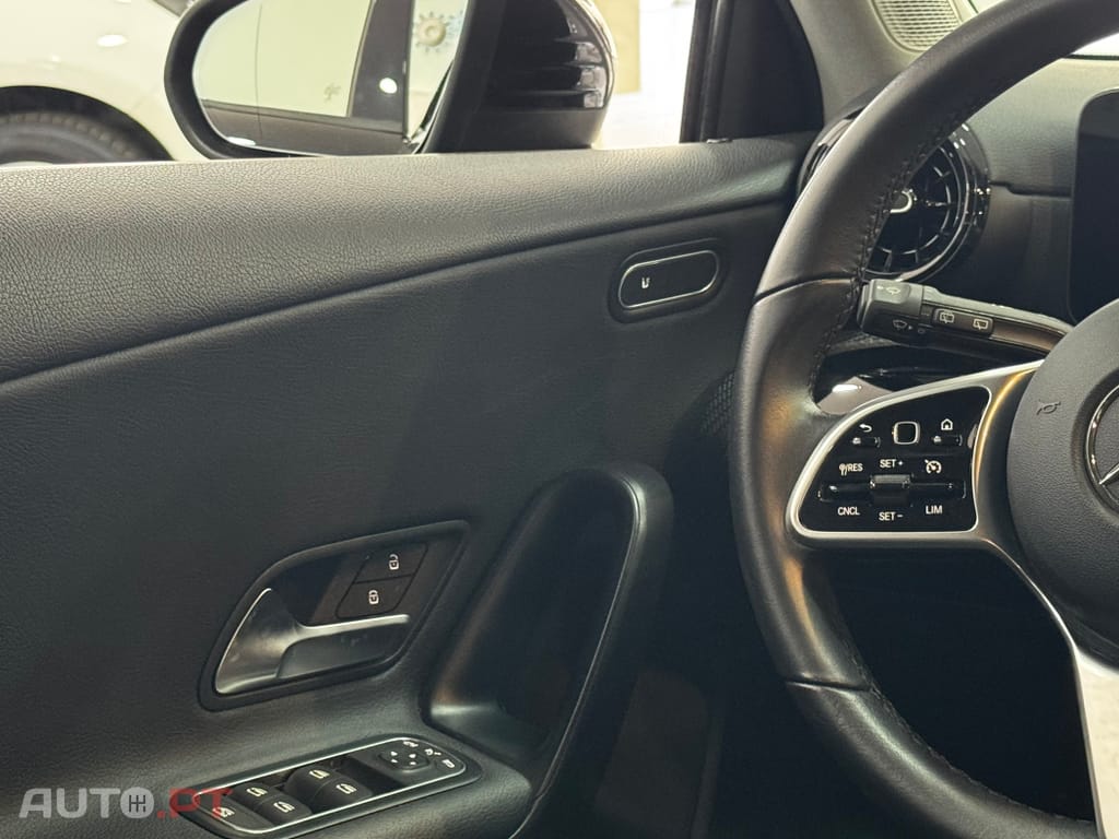 Mercedes-Benz A 180 d Style Plus