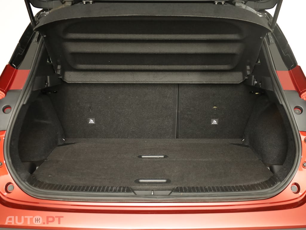 Nissan Qashqai Qashqai 1.3 DIG-T N-Connecta LED Xtronic