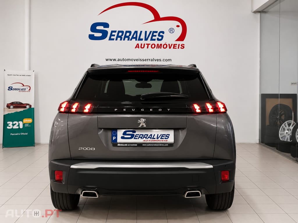 Peugeot 2008 1.2 PureTech Allure EAT8