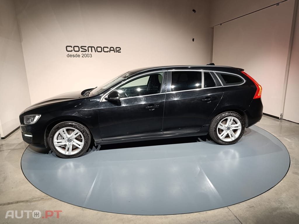 Volvo V60 2.4 D D6 Twin Engine Hibrid plug-in