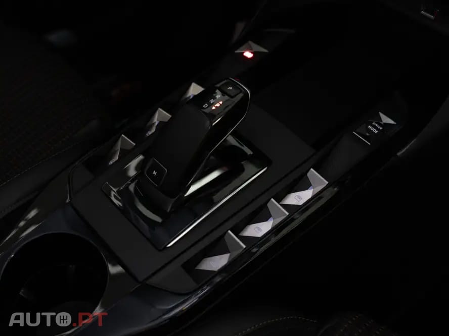 DS DS3 Crossback 1.2 PureTech Performance Line EAT8