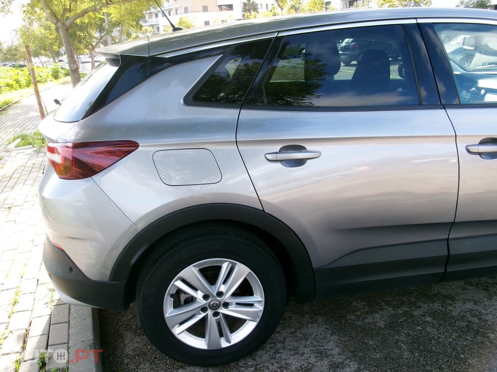 Opel Grandland (X) Business Edition