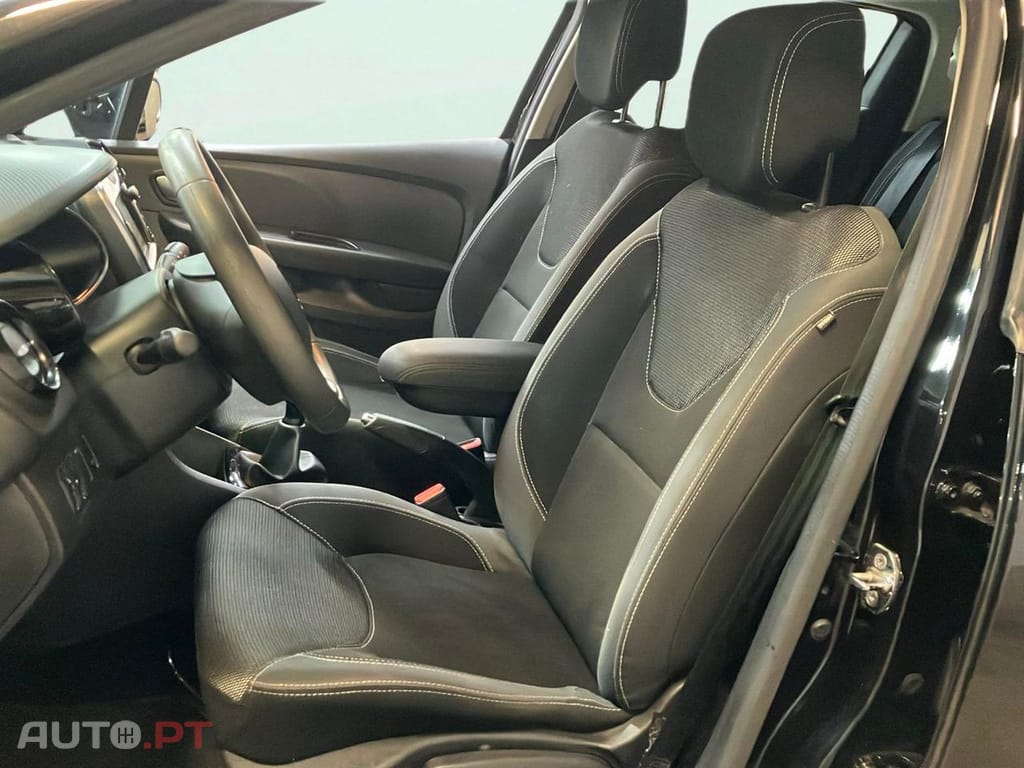 Renault Clio TCe 90 Limited