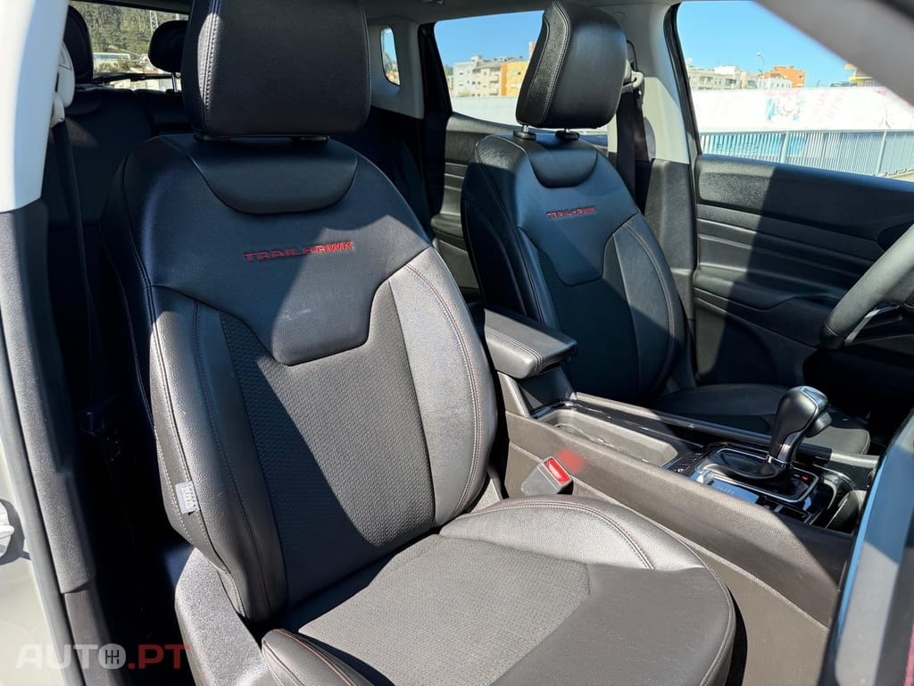 Jeep Compass 1.3 TG Trailhawk