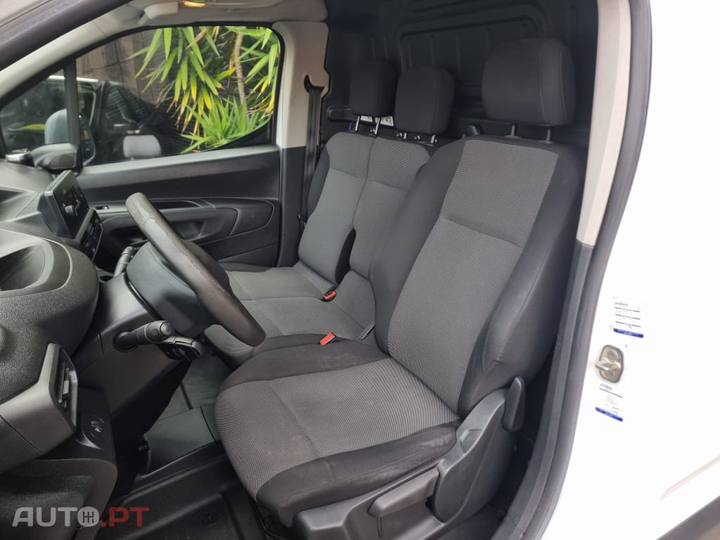 Peugeot Partner 1.6 BlueHDi L1 Premium 3L
